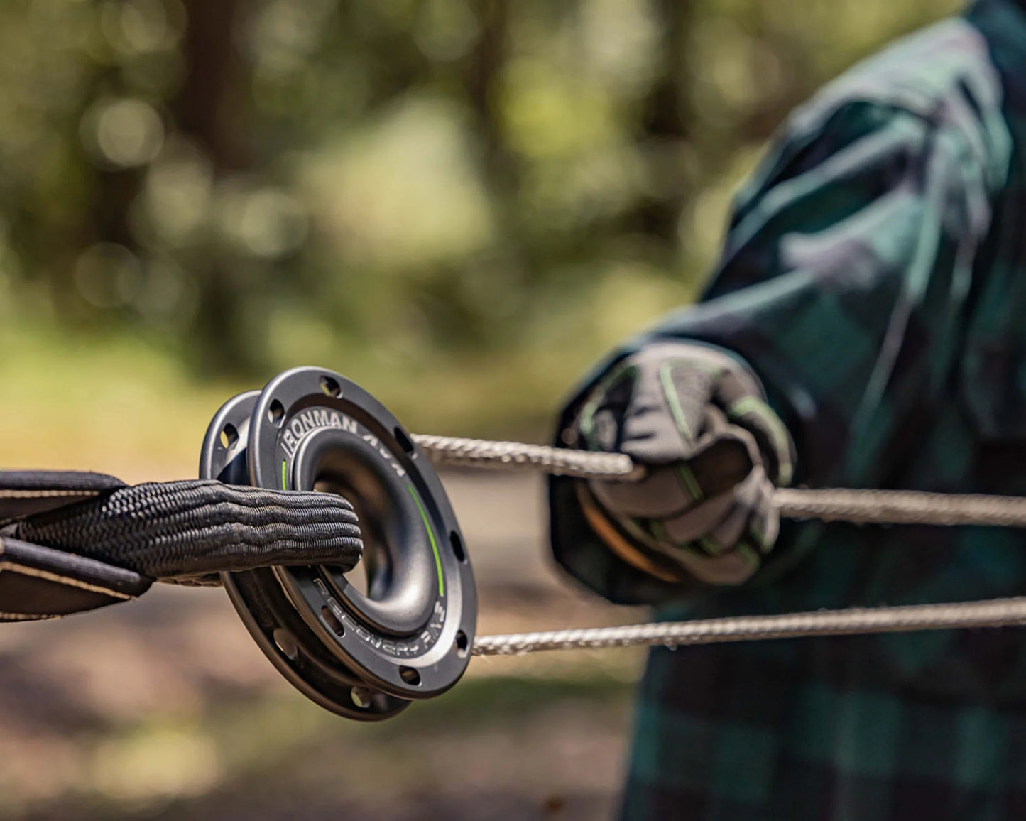 Soft Shackle – 30,800 lb Breaking Strength - Ironman 4x4 ISOFTSHA14K