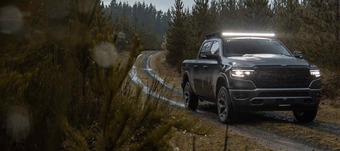 ST3K 51.5” Slim LED Light Bar (50 LED) - Stedi LEDST3K-50L
