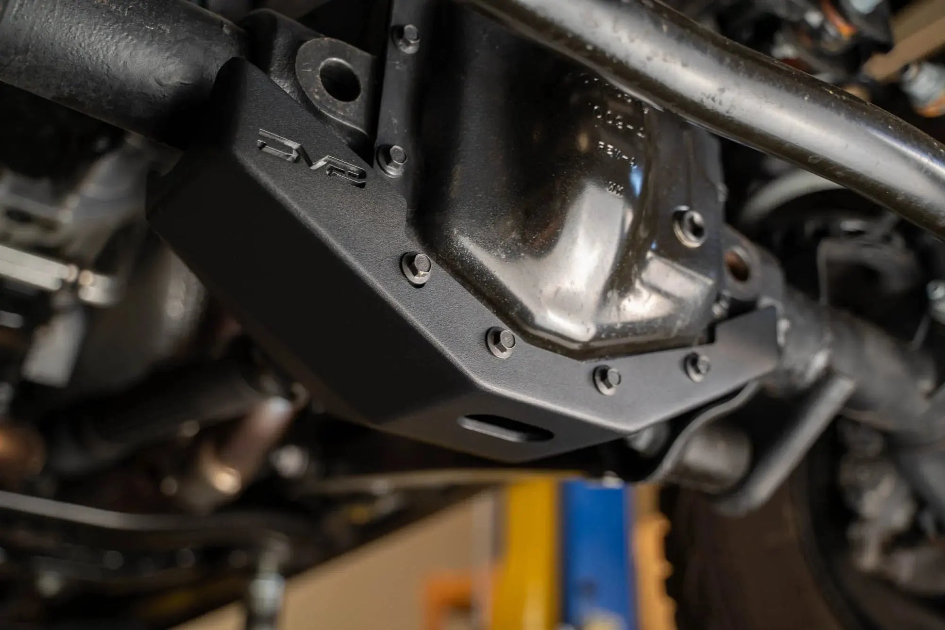 Jeep Wrangler JL & Gladiator JT Front Differential Skid Plate (Dana 44)-DV8 Offroad - M.A.P. OFF ROAD