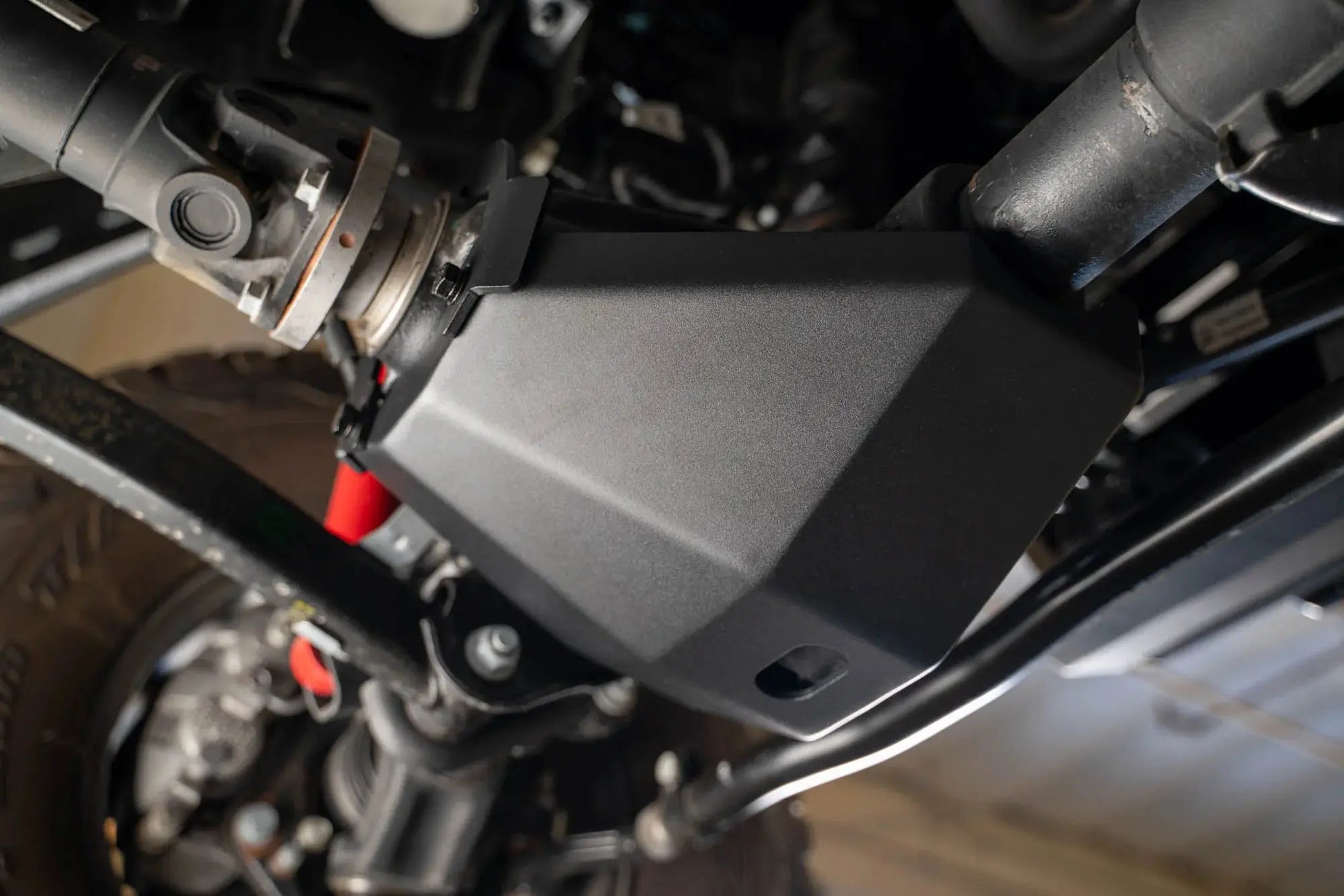 Jeep Wrangler JL & Gladiator JT Front Differential Skid Plate (Dana 44)-DV8 Offroad - M.A.P. OFF ROAD
