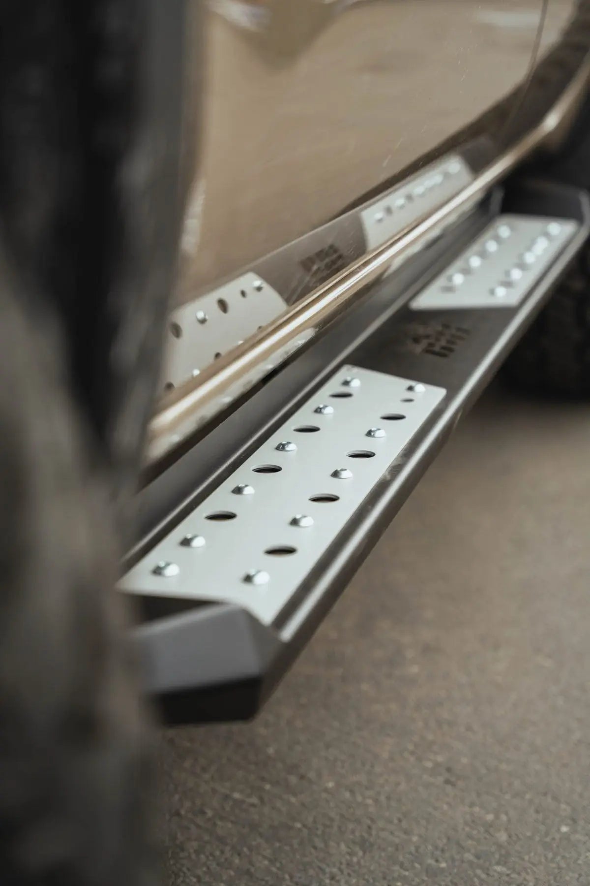 3rd Gen Nissan Frontier Side Steps (2022) - CBI 300-000-024-009 CBI Offroad
