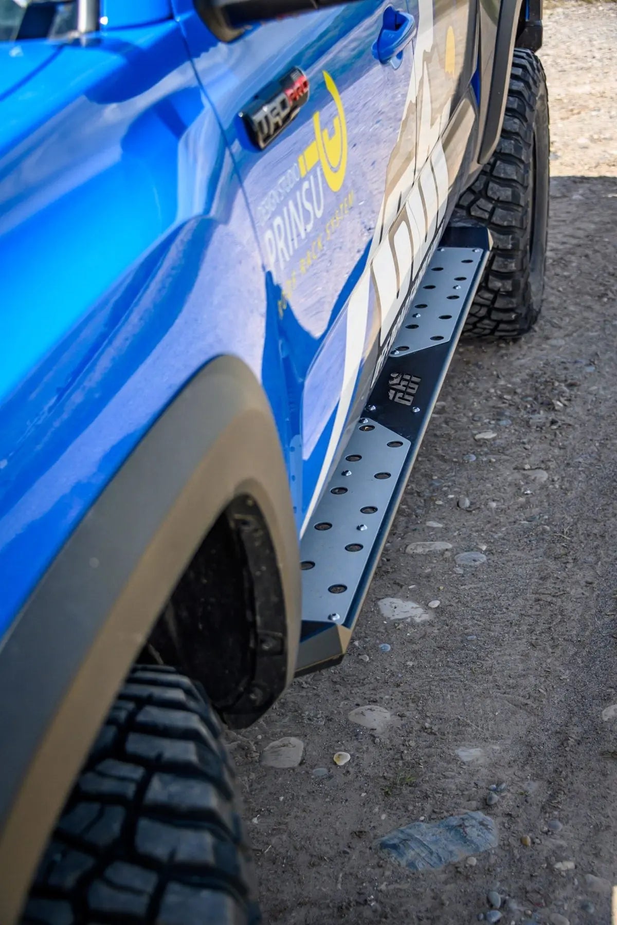 Toyota Tacoma Side Steps (2016-2023) - CBI 300-000-010-081 CBI Offroad