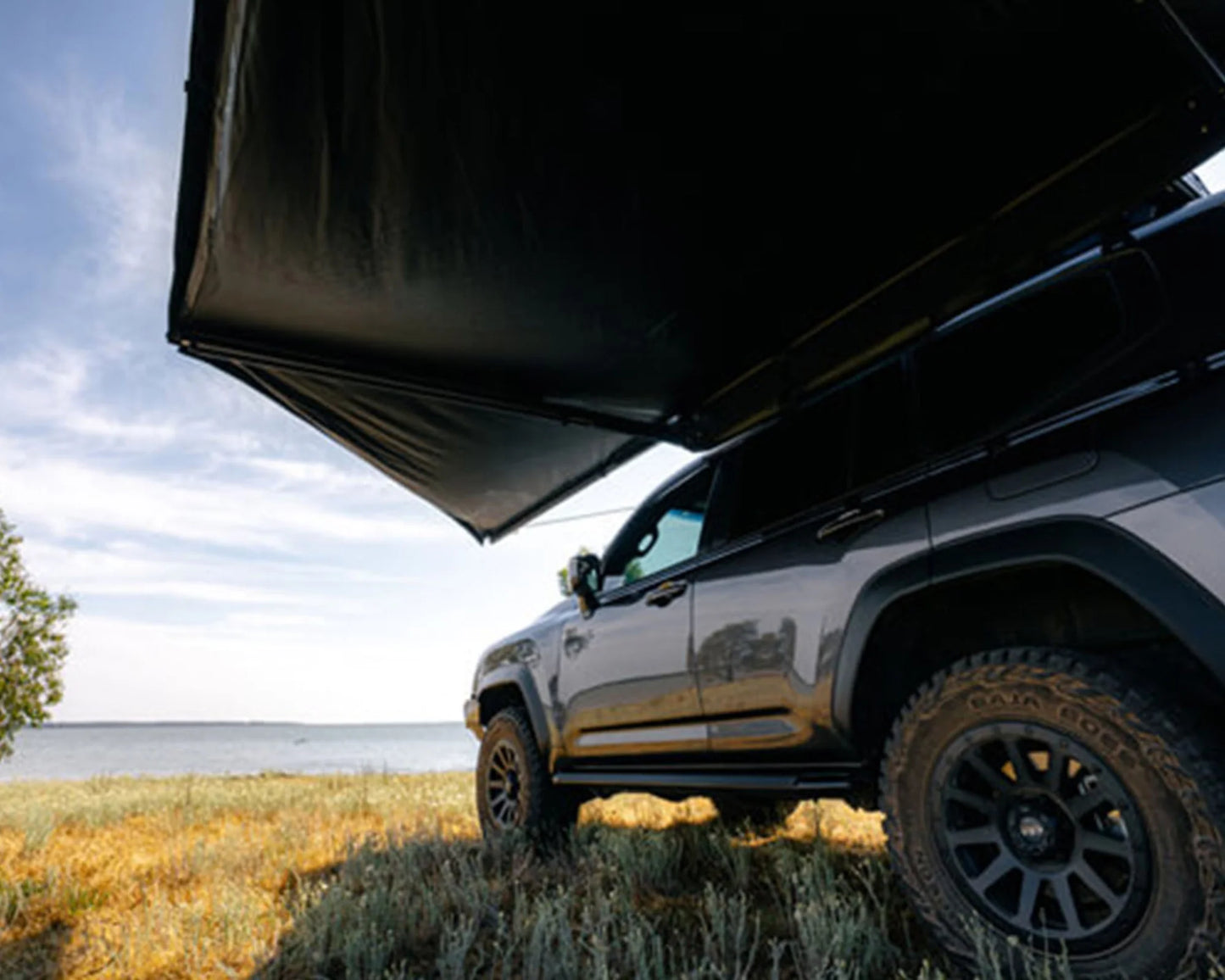 DeltaWing 180° Freestanding Awning-Ironman 4x4 IAWN180
