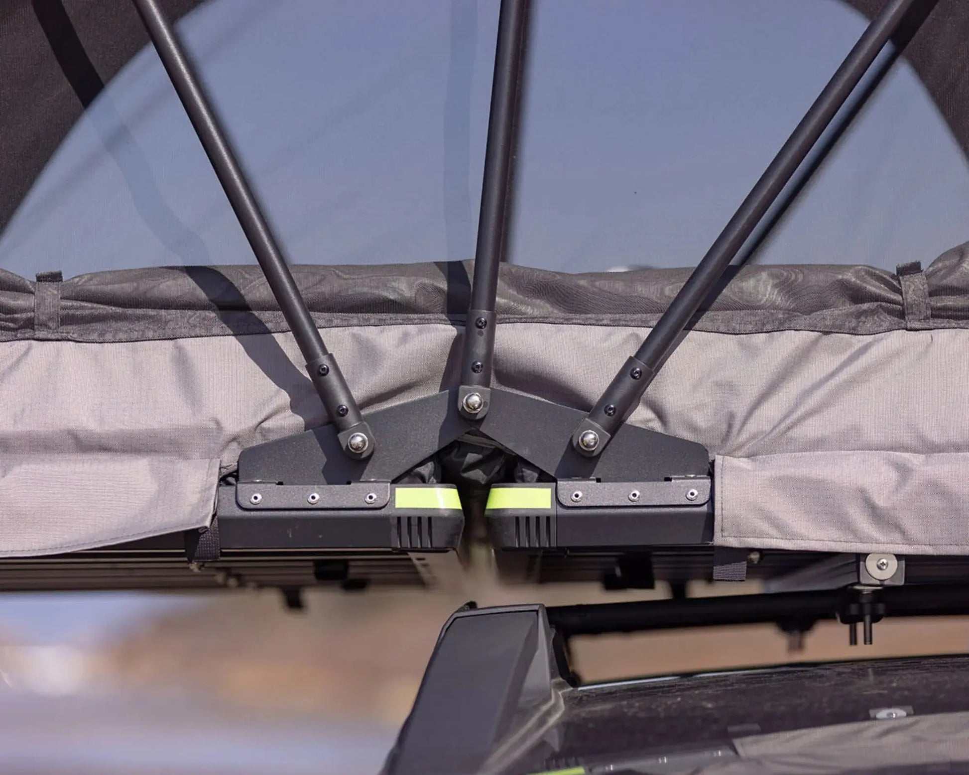 ironman roof top tents Uberlite Roof top tent- Ironman 4x4 IRTT0034