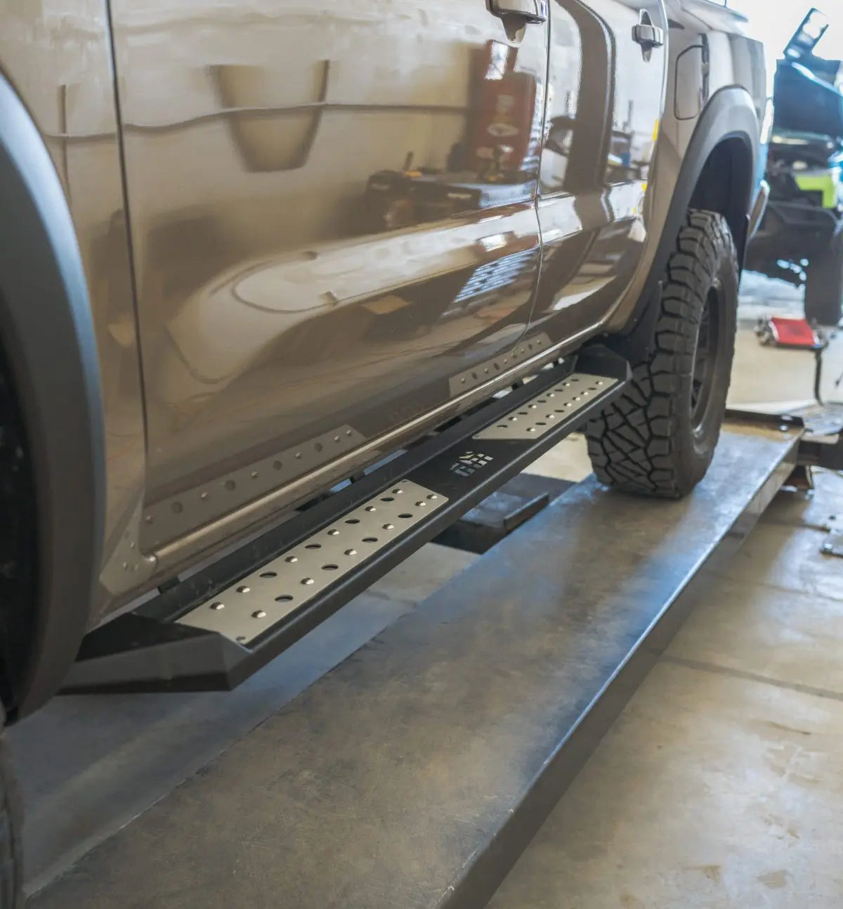 3rd Gen Nissan Frontier Side Steps (2022) - CBI 300-000-024-009 CBI Offroad