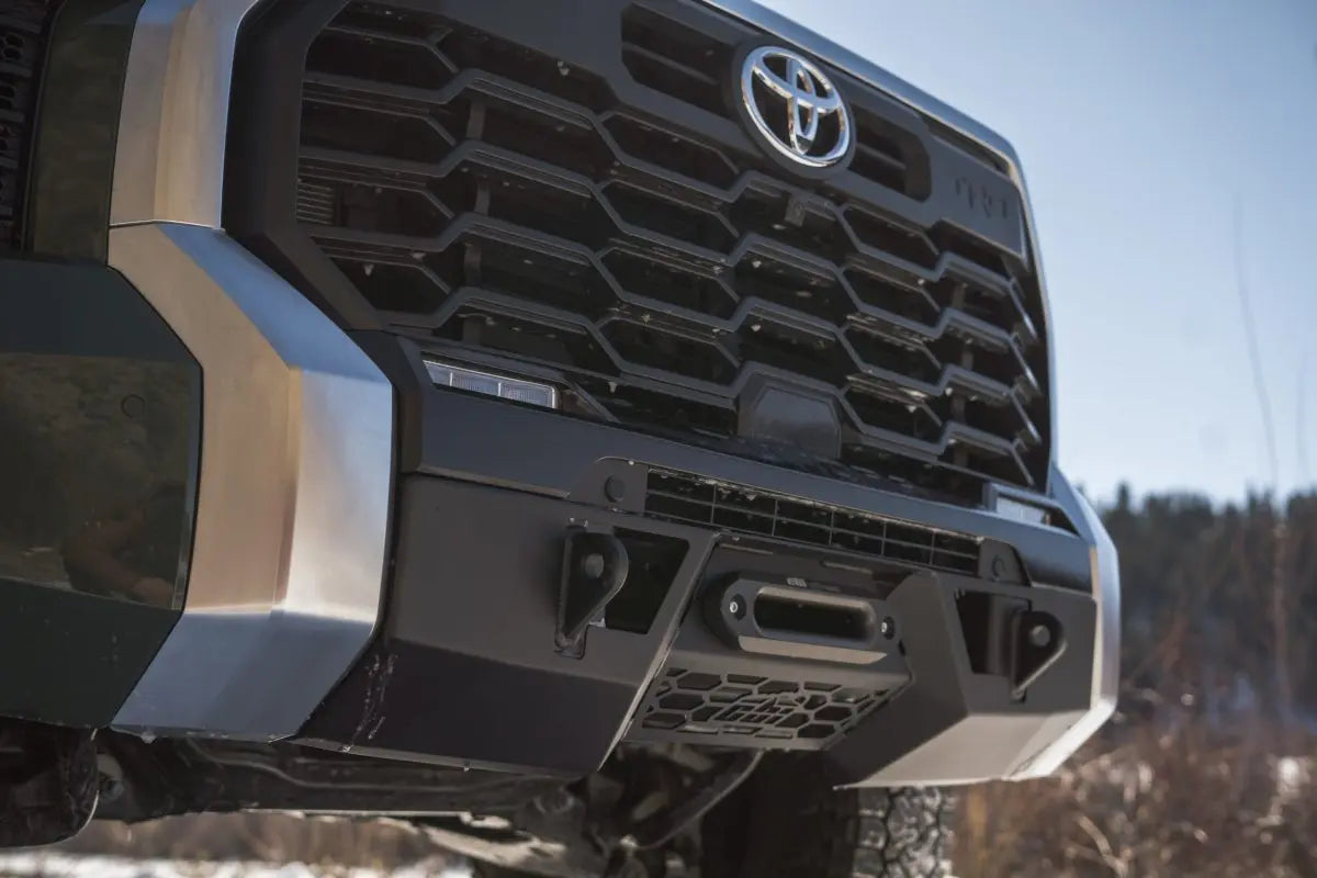 Toyota Tundra Covert Front Bumper (2022–2025) - Prinsu 200-000-012-015 Prinsu Design
