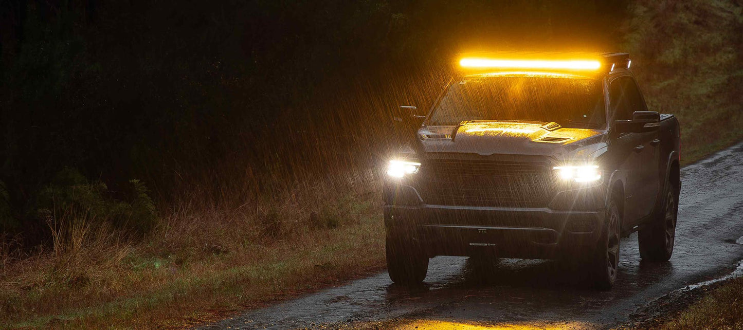 Feux de route à LED Type-X Sport Plus 7" (paire) - Stedi ST-01-SRT-701